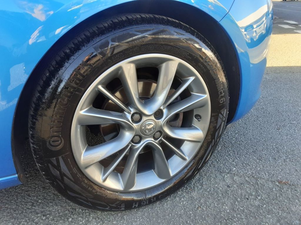 Used Vauxhall ADAM 2015 for sale - 76598817: Photo 2