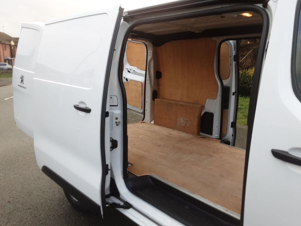 Used Peugeot Expert 2022 for sale - 76895932: Photo 18