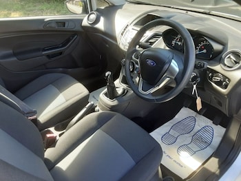 Used Ford Fiesta 2015 for sale - 75481692: Photo