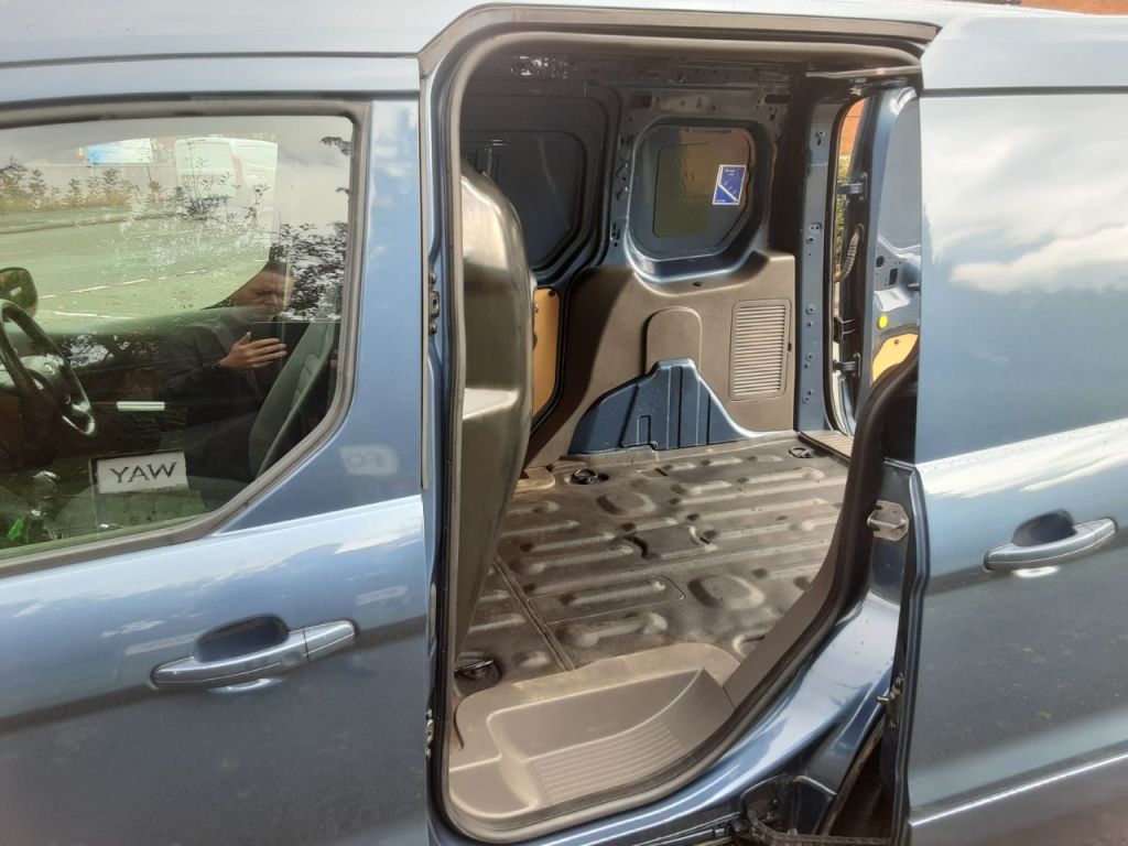 Used Ford Transit Connect 2021 for sale - 76332840: Photo 18