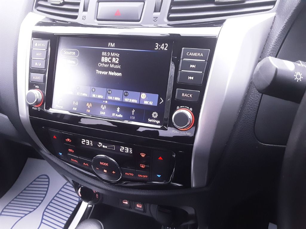 Used Nissan Navara 2021 for sale - 77287320: Photo 17