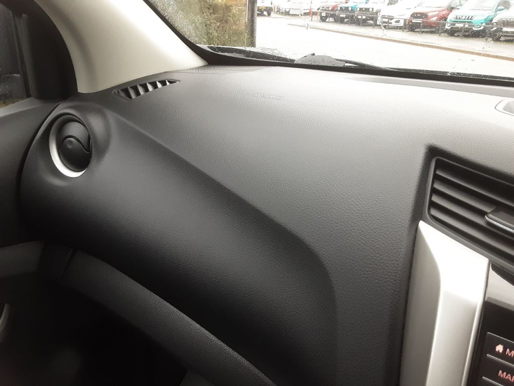 Used Nissan Navara 2021 for sale - 77287320: Photo 19