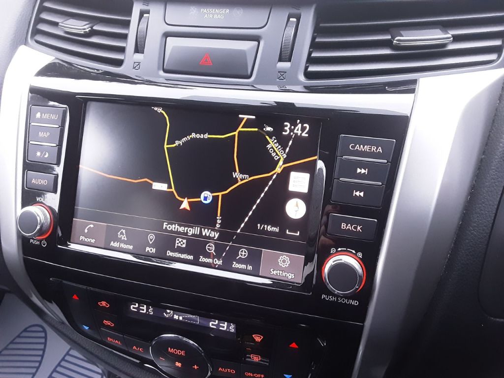 Used Nissan Navara 2021 for sale - 77287320: Photo 4