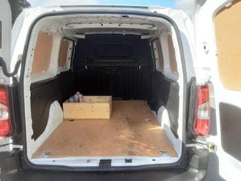 Used Peugeot Partner 2022 for sale - 78110087: Photo