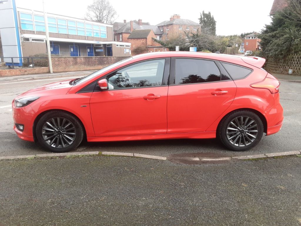 Used Ford Focus 2017 for sale - 77582571: Photo 10