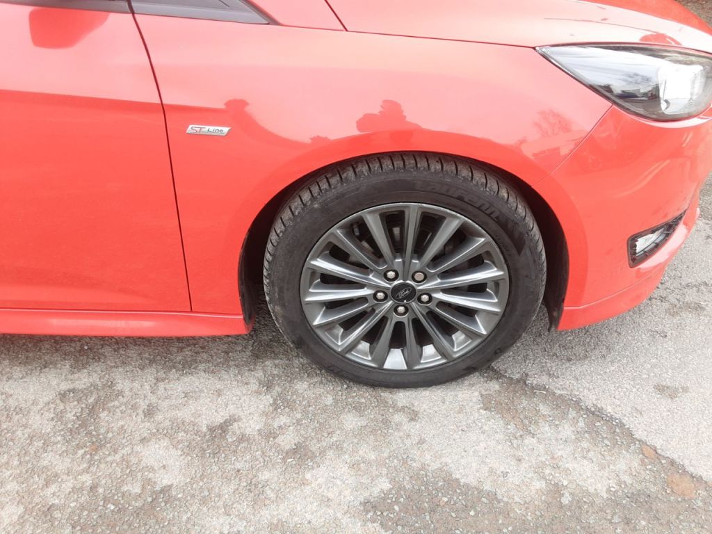 Used Ford Focus 2017 for sale - 77582571: Photo 13