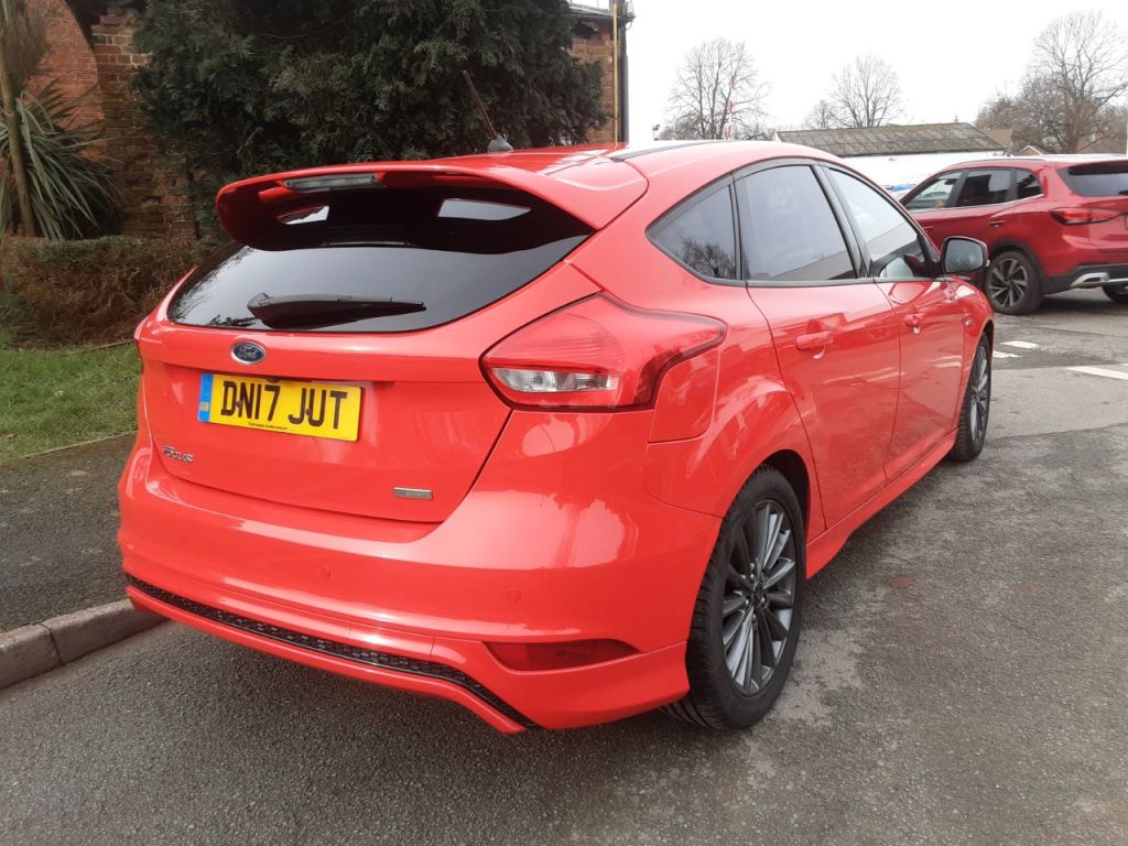 Used Ford Focus 2017 for sale - 77582571: Photo 5
