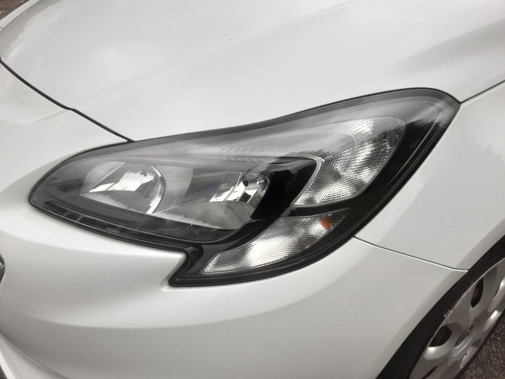 Used Vauxhall Corsa Van 2016 for sale - 75701313: Photo 27