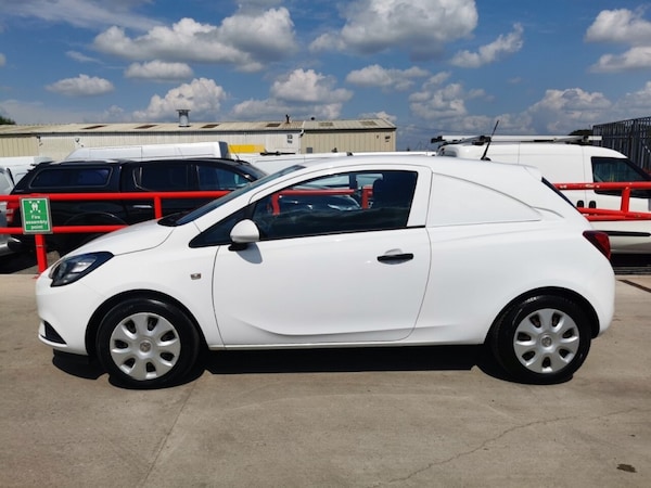 Used Vauxhall Corsa Van 2016 for sale - 75701313: Photo 3