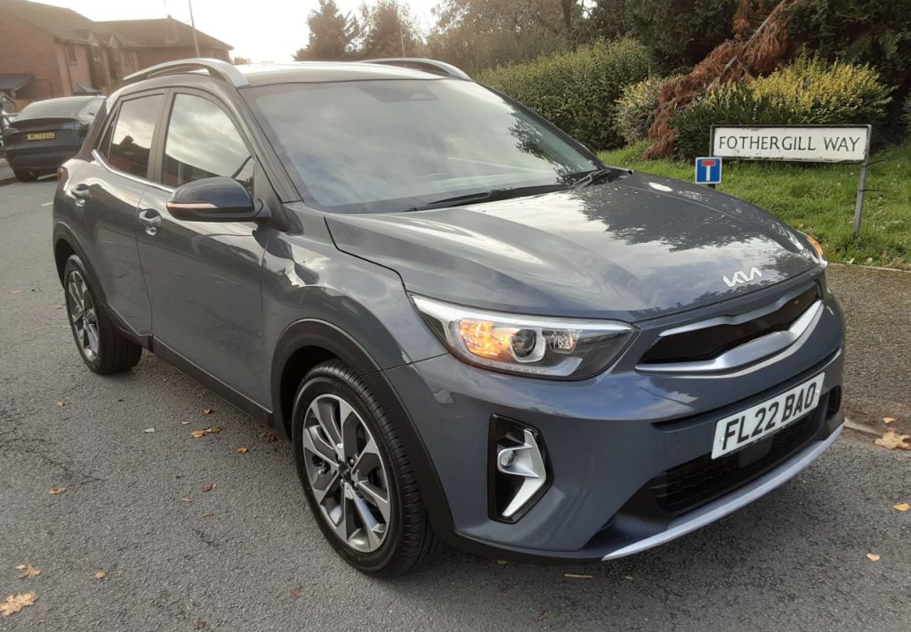 Used Kia Stonic 2022 for sale - 76395492: Photo 1