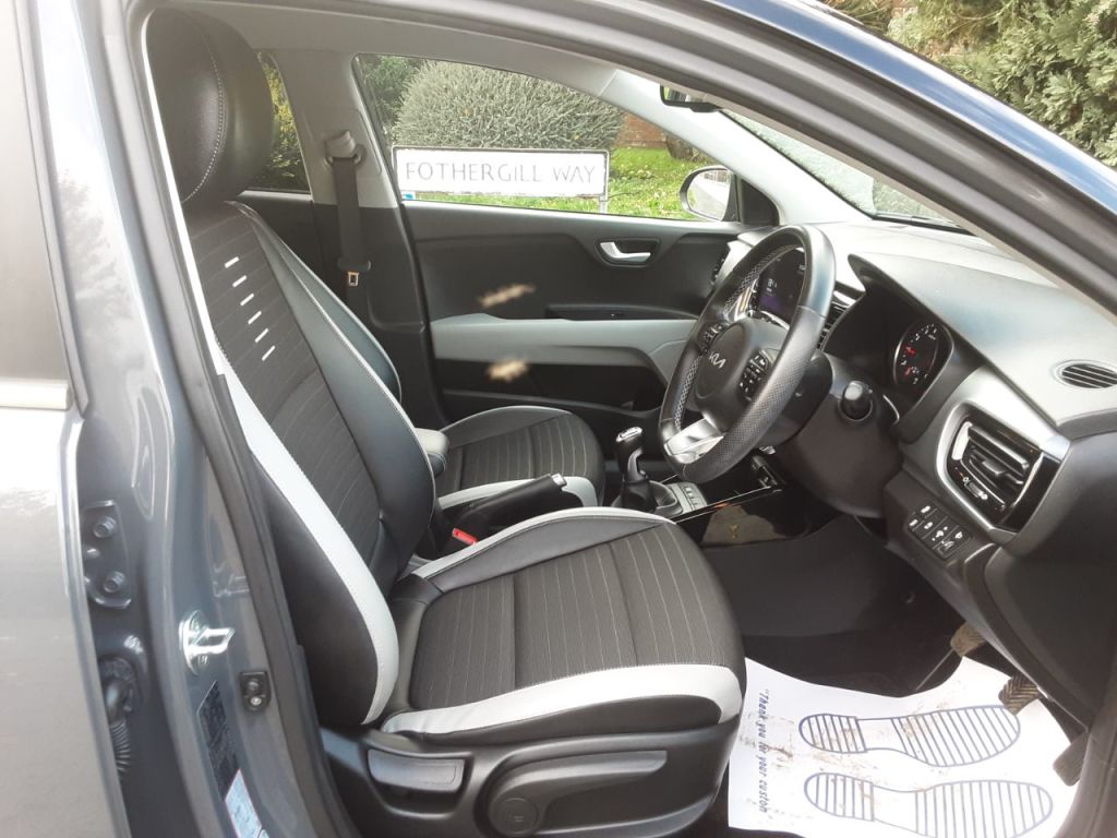 Used Kia Stonic 2022 for sale - 76395492: Photo 27