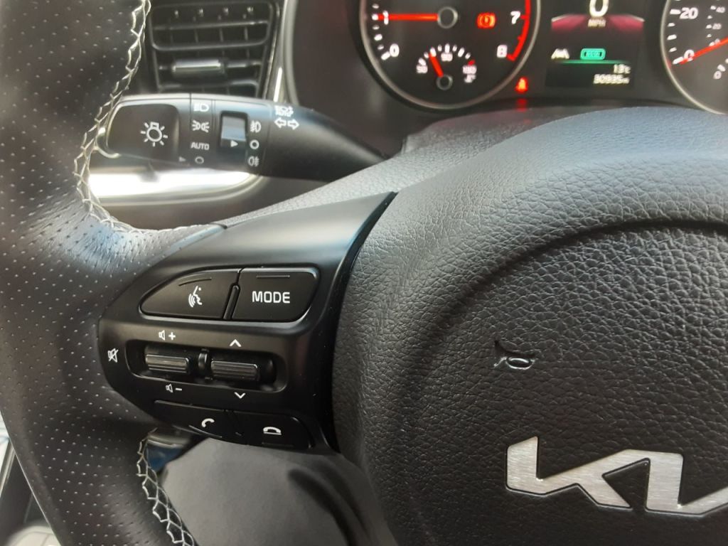 Used Kia Stonic 2022 for sale - 76395492: Photo 31