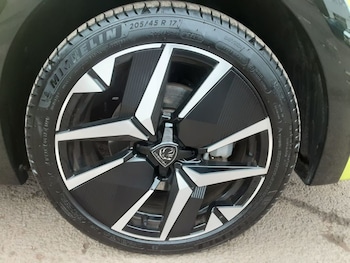 Used Peugeot E-208 2024 for sale - 77821550: Photo