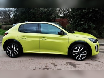 Used Peugeot E-208 2024 for sale - 77821550: Photo