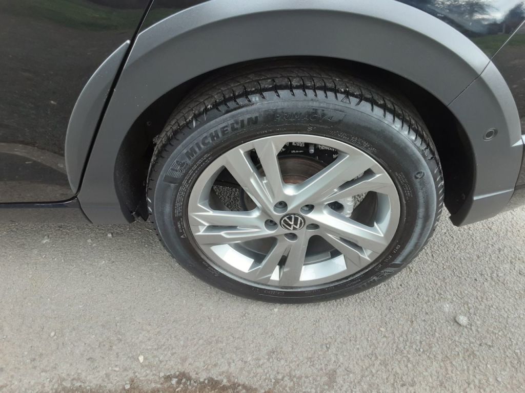 Used Volkswagen Taigo 2023 for sale - 77666119: Photo 11