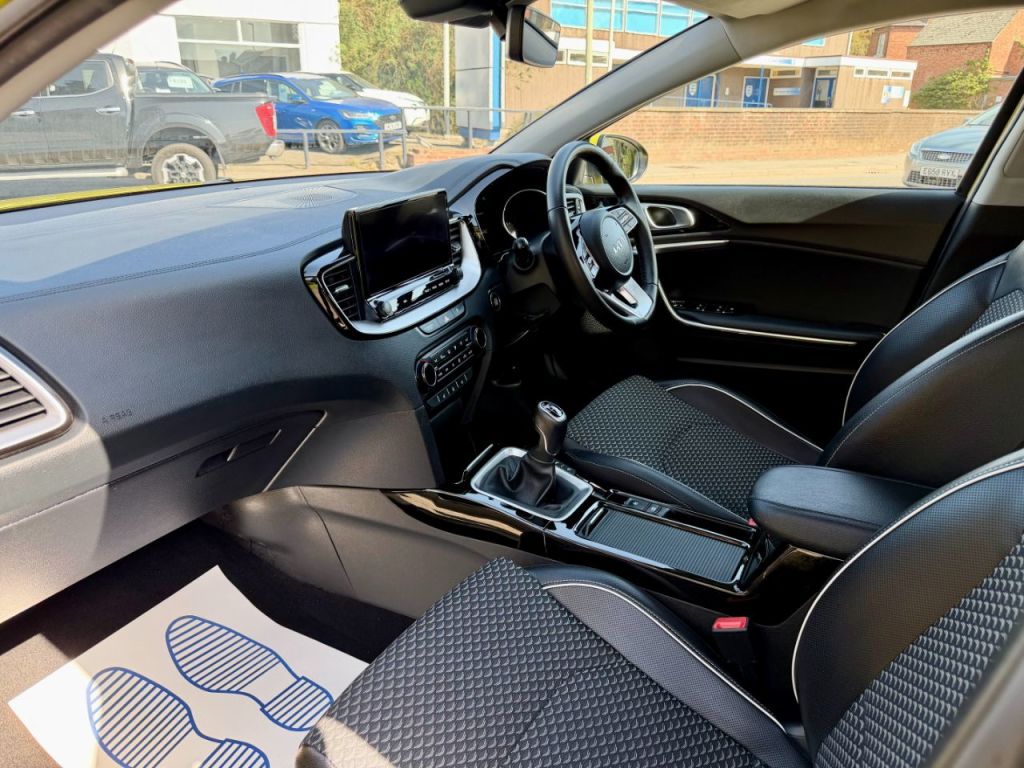 Used Kia XCeed 2023 for sale - 78167800: Photo 15