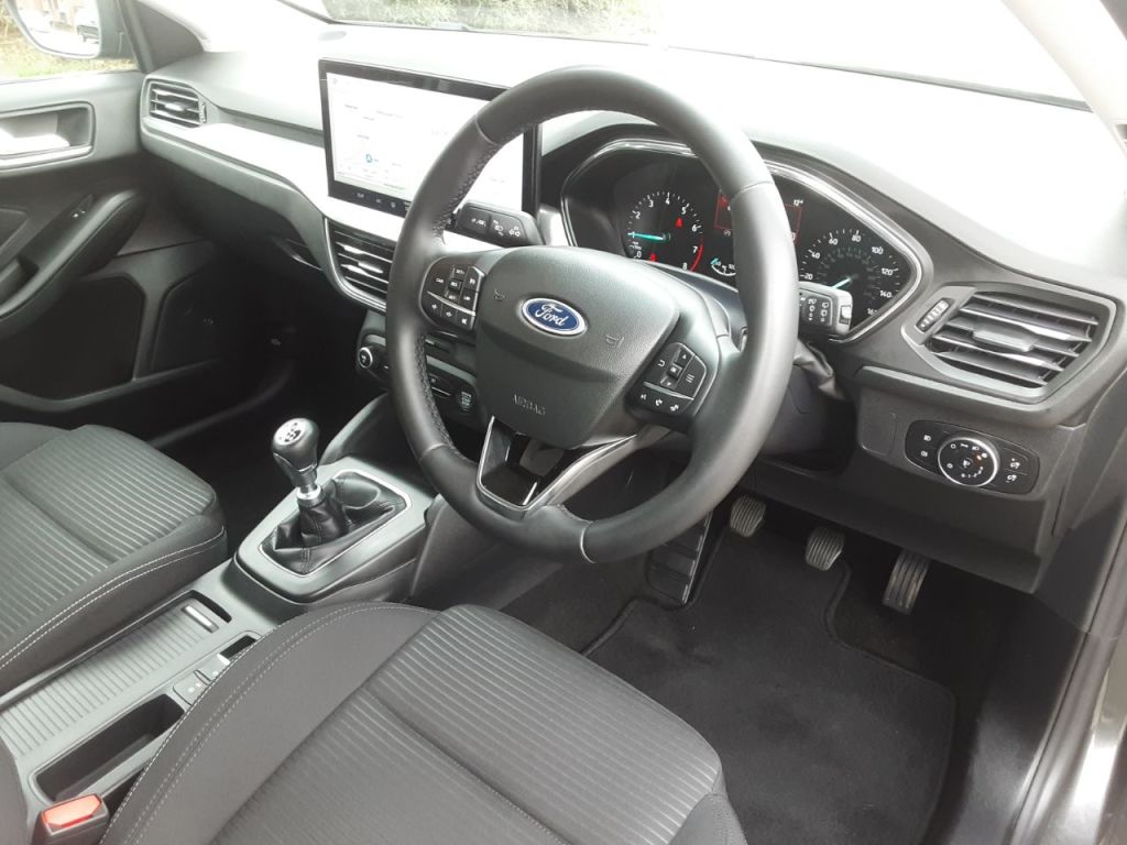 Used Ford Focus 2023 for sale - 77666123: Photo 10