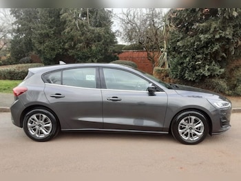 Used Ford Focus 2023 for sale - 77666123: Photo