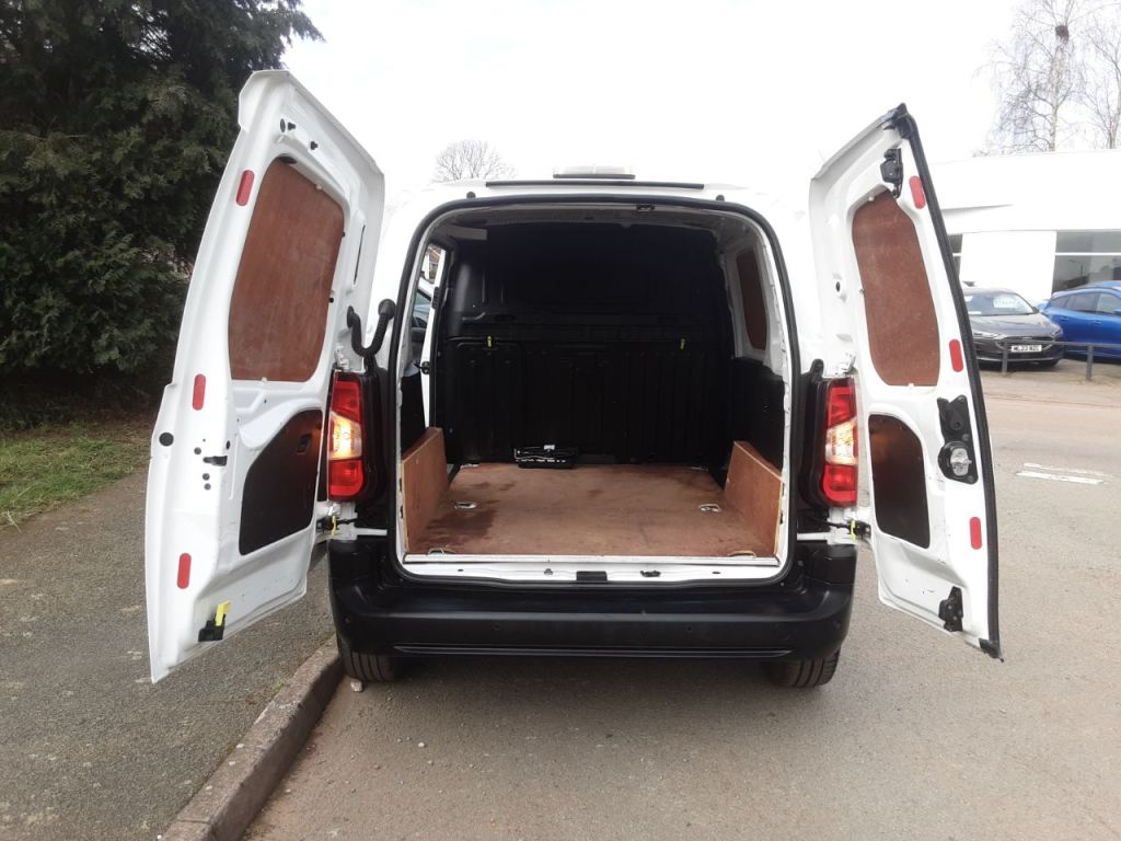 Used Citroen Berlingo 2021 for sale - 77733548: Photo 2