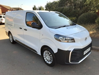 Used Toyota ProAce 2024 for sale - 79205609: Photo
