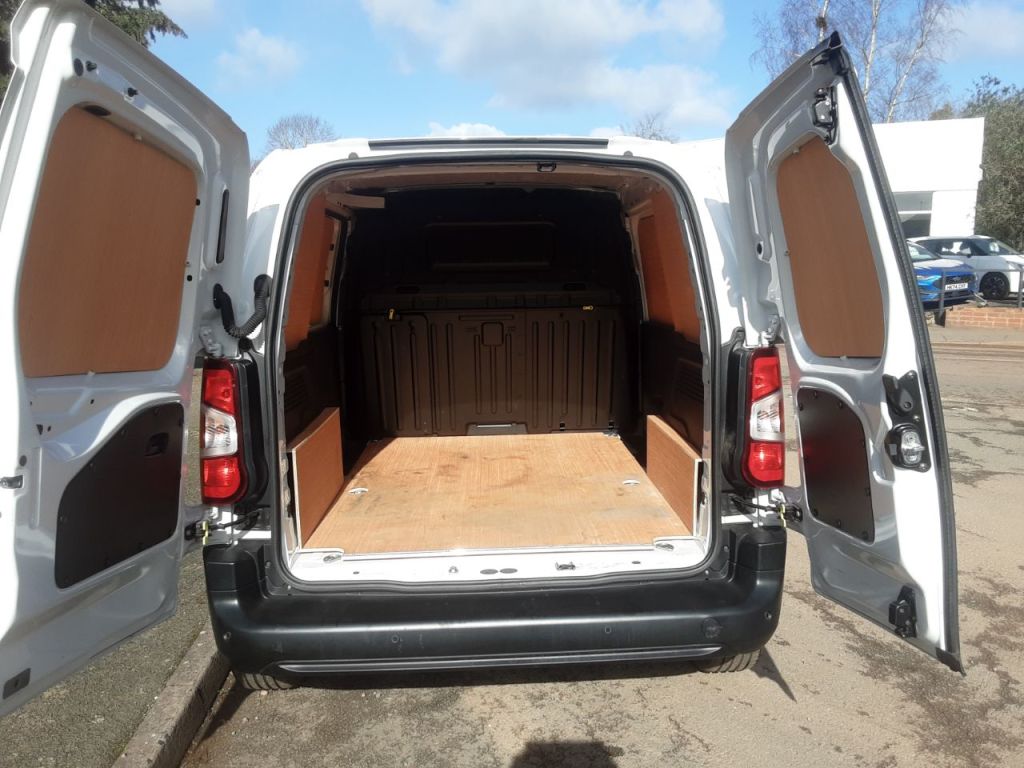 Used Peugeot Partner 2024 for sale - 77836232: Photo 2