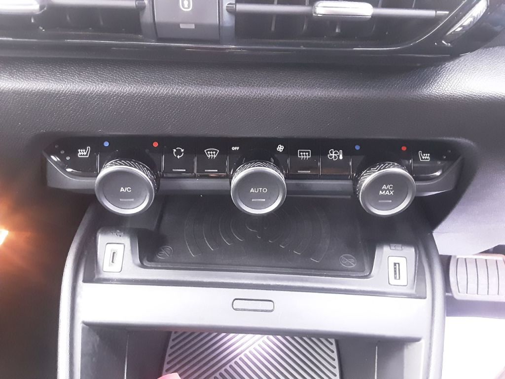 Used Citroen e-C4 2022 for sale - 78043861: Photo 17