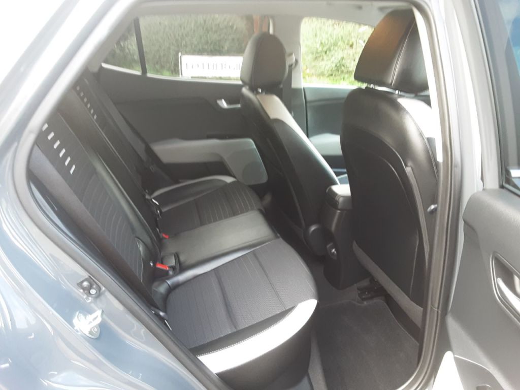 Used Kia Stonic 2022 for sale - 77871819: Photo 25