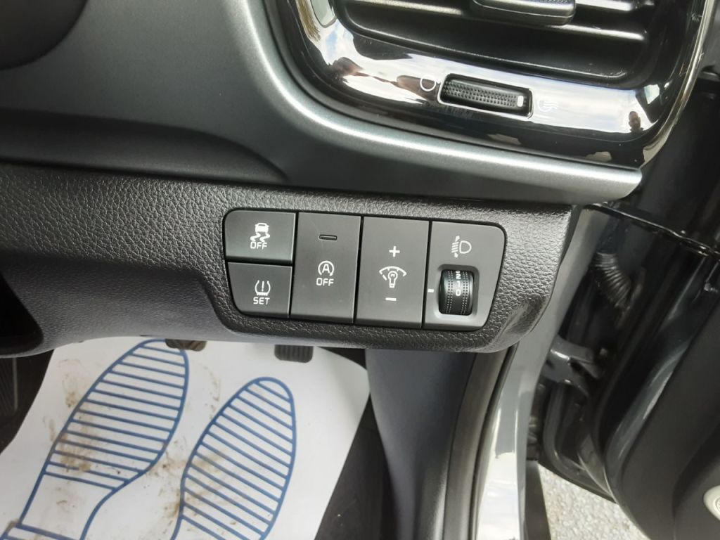 Used Kia Stonic 2022 for sale - 77871819: Photo 29