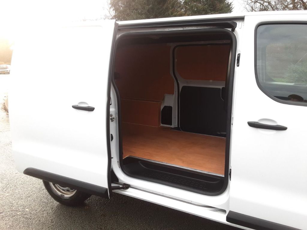 Used Peugeot Expert 2022 for sale - 76863136: Photo 16