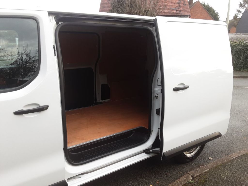 Used Peugeot Expert 2022 for sale - 76863136: Photo 21