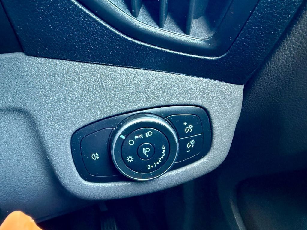 Used Ford Transit Connect 2020 for sale - 77919240: Photo 20