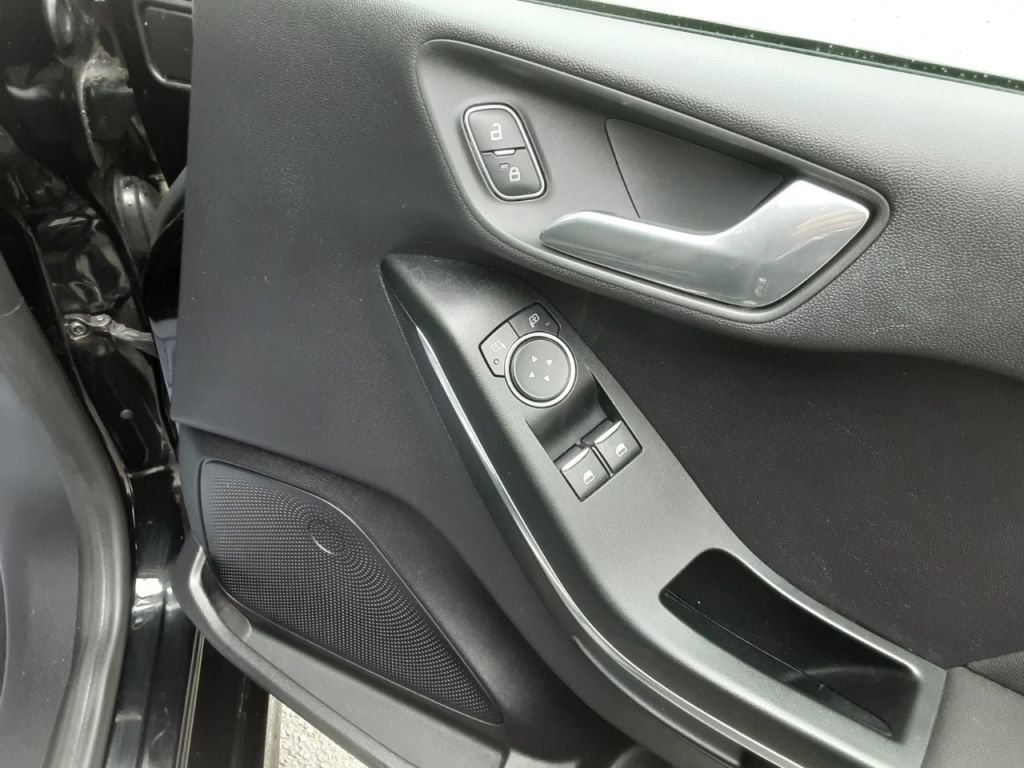 Used Ford Fiesta 2019 for sale - 76363167: Photo 17