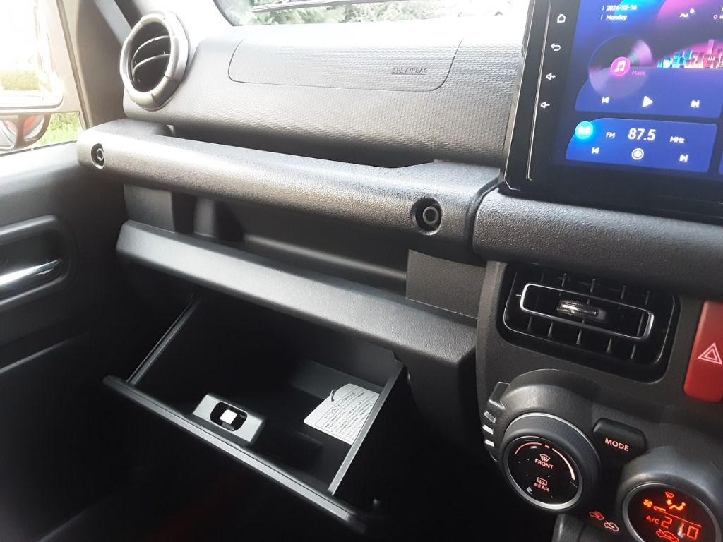 Used Suzuki Jimny for sale - 76819859: Photo 19