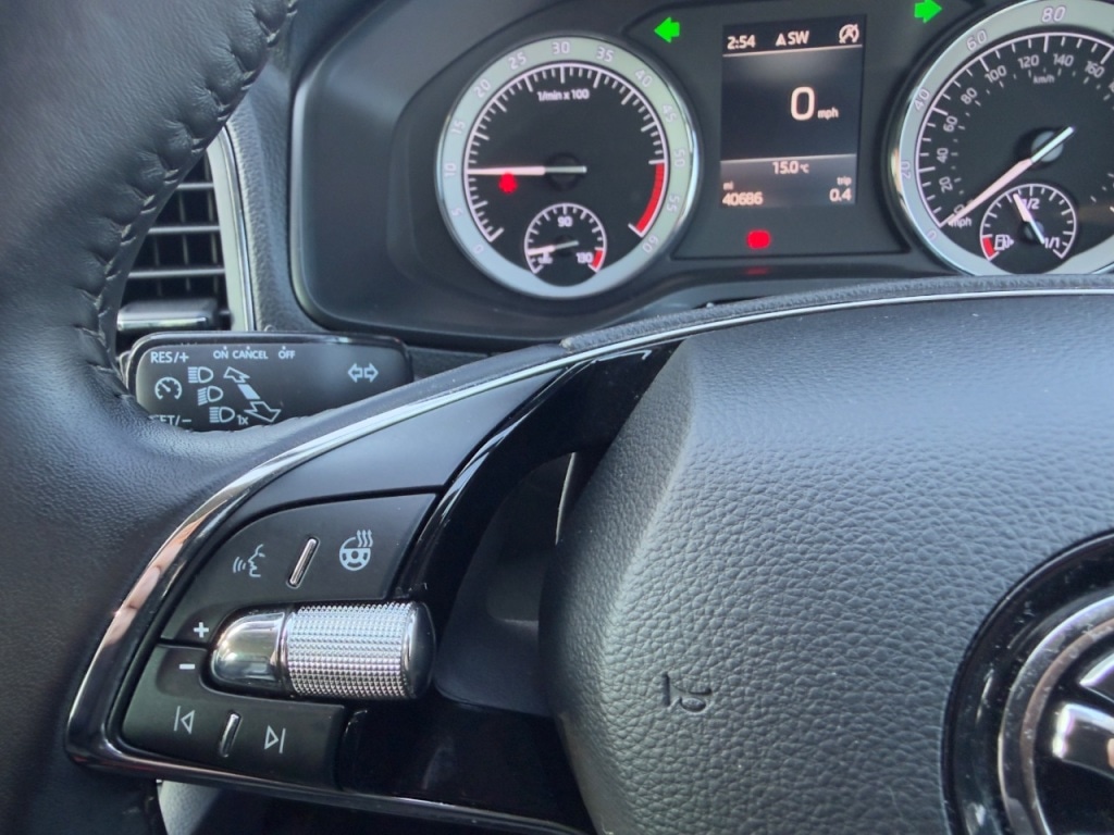 Used Skoda Karoq 2022 for sale - 77747459: Photo 35