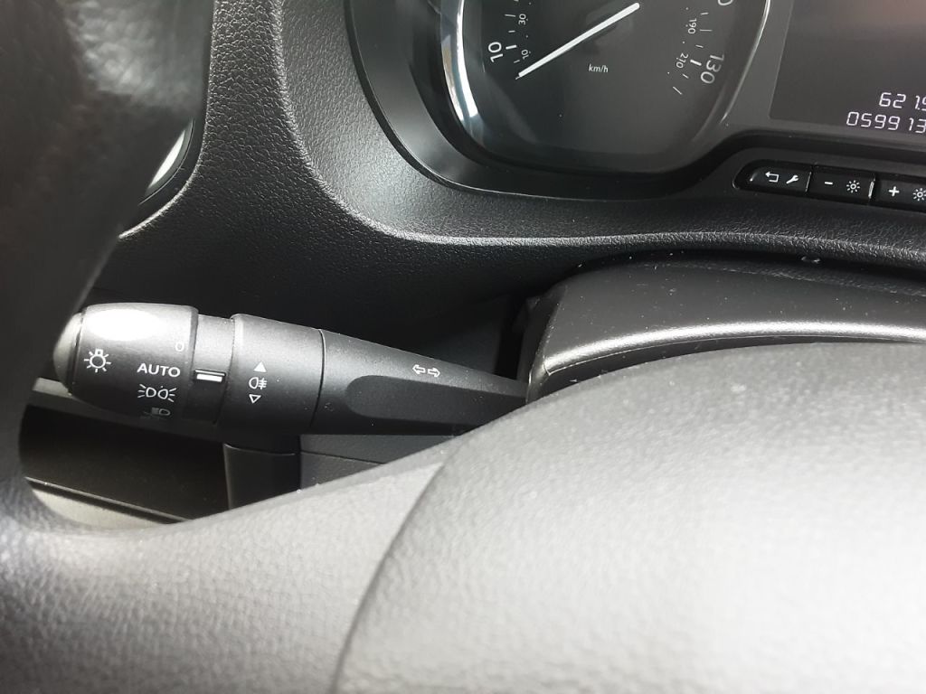 Used Peugeot Expert 2022 for sale - 76706310: Photo 32