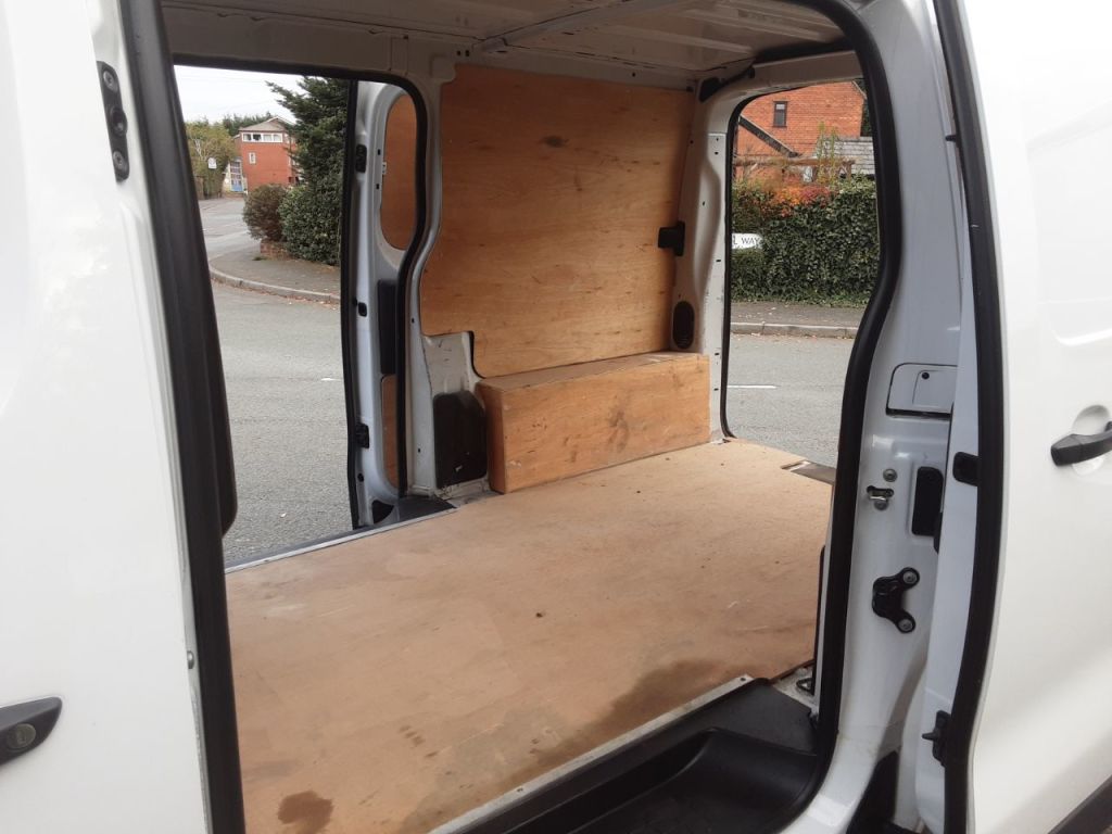 Used Peugeot Expert 2022 for sale - 76706310: Photo 8