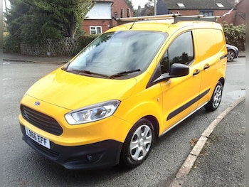 Used Ford Transit Courier 2017 for sale - 75985627: Photo