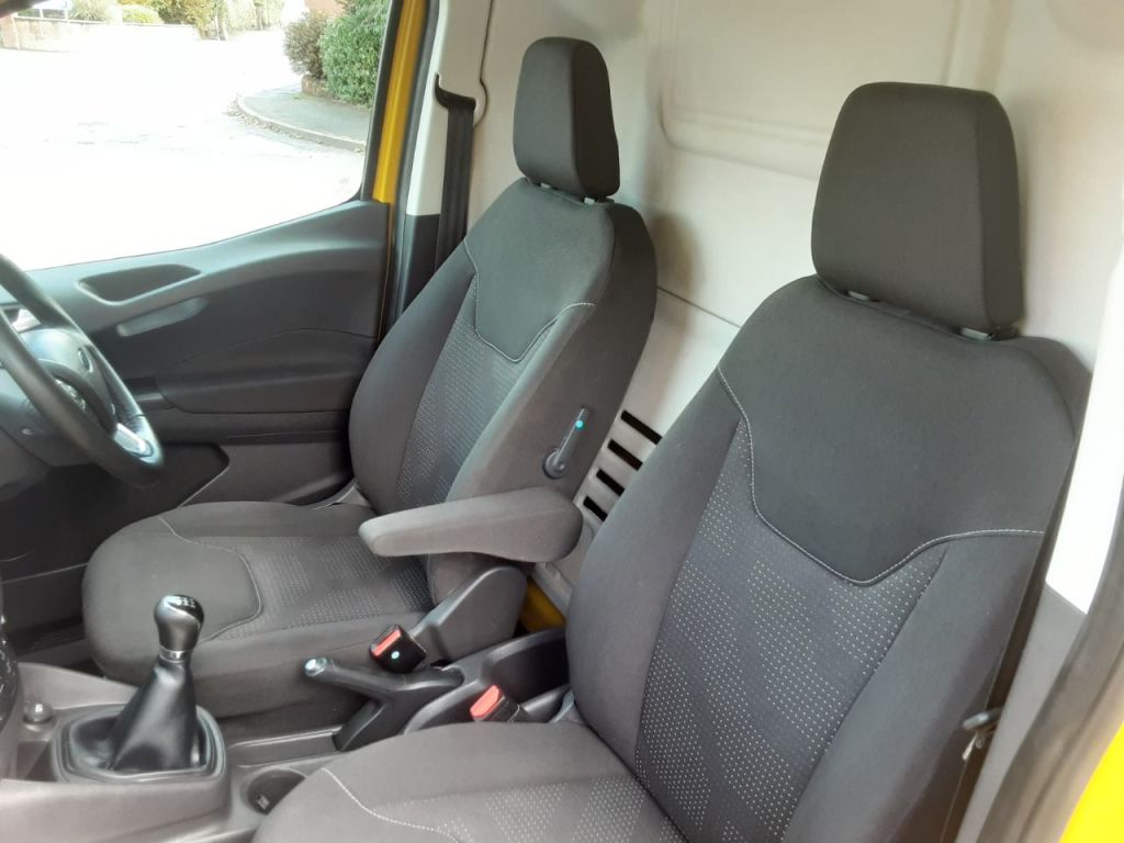 Used Ford Transit Courier 2017 for sale - 75985627: Photo 39