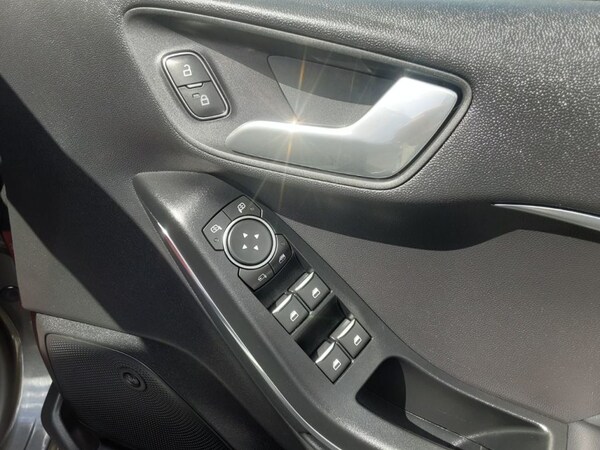Used Ford Fiesta 2020 for sale - 75701327: Photo 20