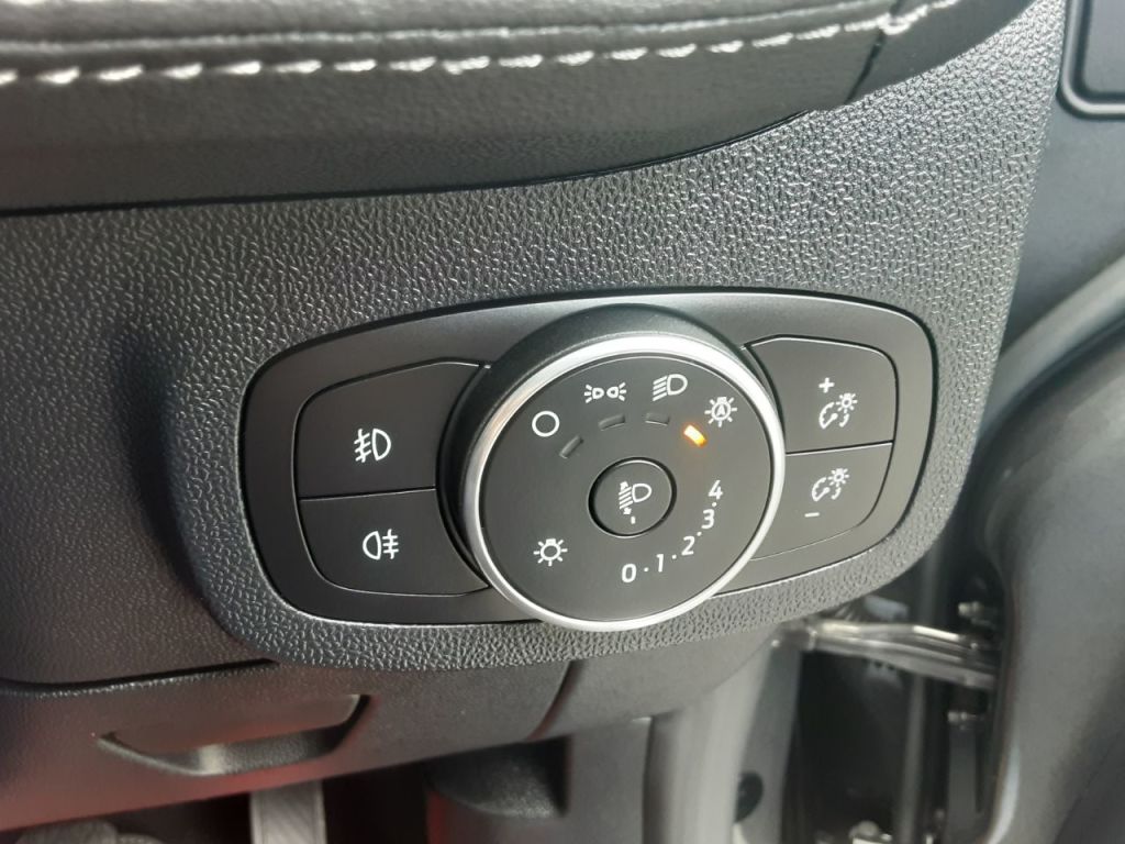 Used Ford Fiesta 2020 for sale - 75701327: Photo 41