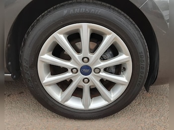 Used Ford Fiesta 2018 for sale - 79045921: Photo