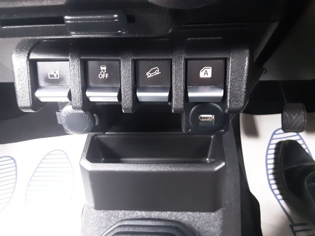 Used Suzuki Jimny 2021 for sale - 75797852: Photo 39