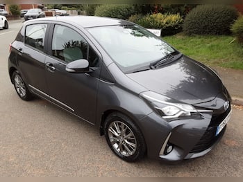 Used Toyota Yaris 2018 for sale - 79802912: Photo