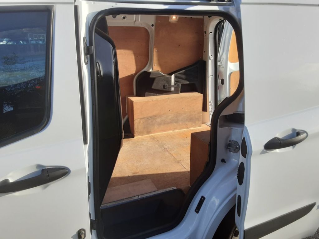 Used Ford Transit Courier 2019 for sale - 76985484: Photo 14