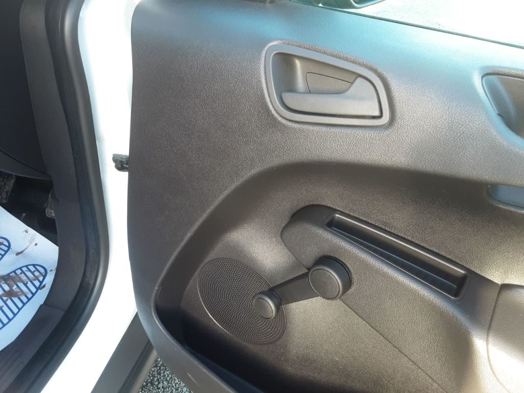 Used Ford Transit Courier 2019 for sale - 76985484: Photo 21