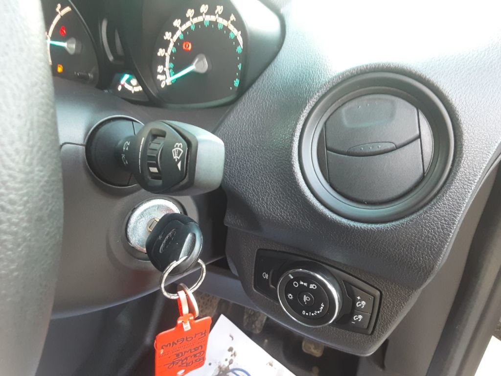 Used Ford Transit Courier 2019 for sale - 76985484: Photo 22