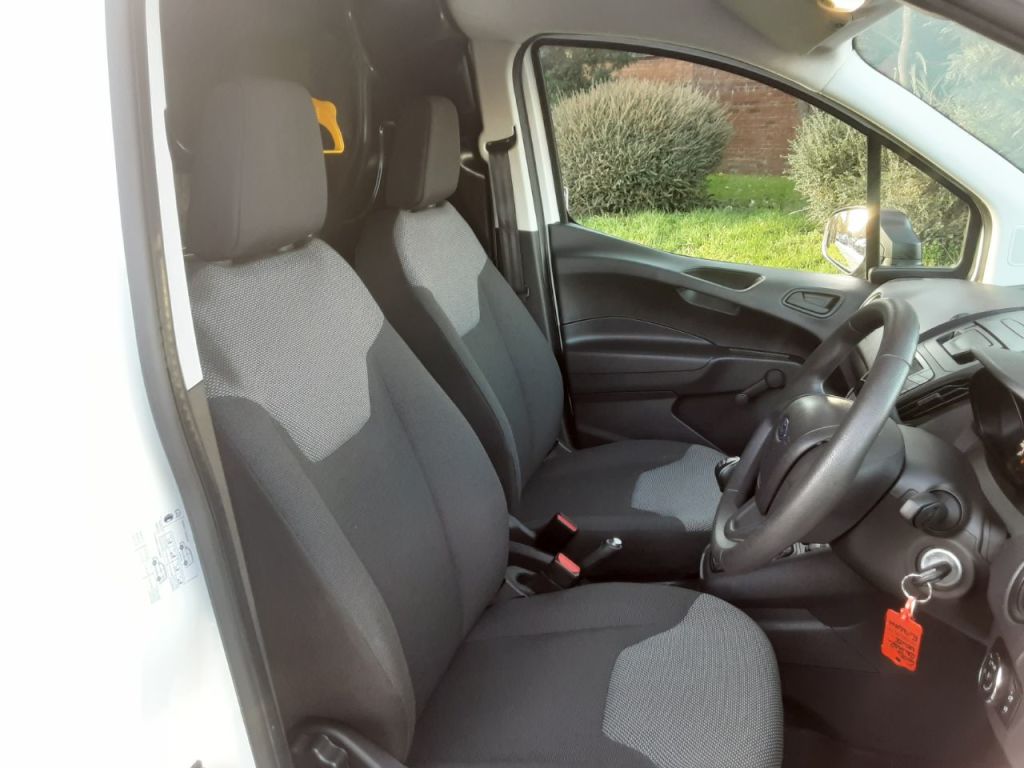 Used Ford Transit Courier 2019 for sale - 76985484: Photo 24