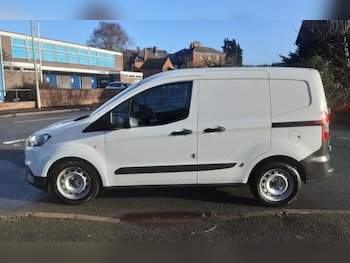 Used Ford Transit Courier 2019 for sale - 76985484: Photo