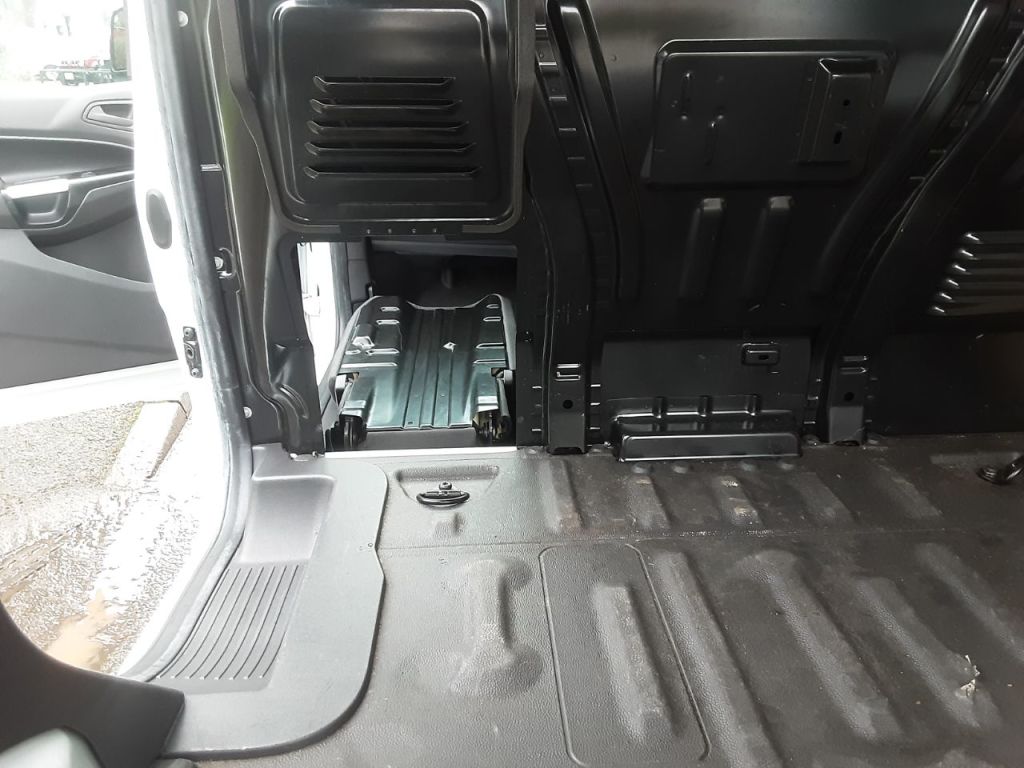 Used Ford Transit Connect 2017 for sale - 77287318: Photo 19