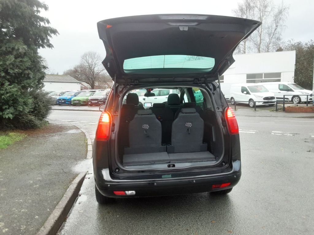 Used Peugeot 5008 2016 for sale - 76882926: Photo 16